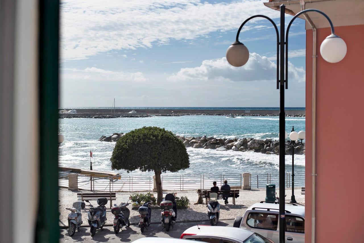 A Due Passi Dal Mare Apartment Chiavari Exterior foto